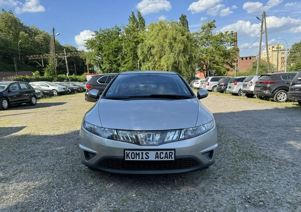 Honda Civic cena 17900 przebieg: 135306, rok produkcji 2006 z Kostrzyn małe 562